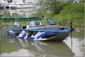 bass boat FishPro 200